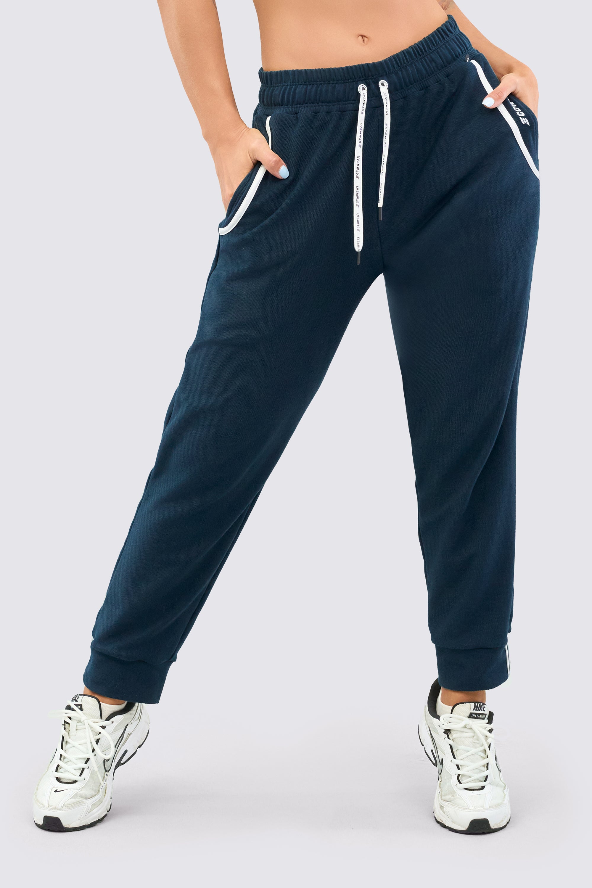 Jade green sport joggers perfect for your days of rest or activity, offering freedom of movement without sacrificing style.