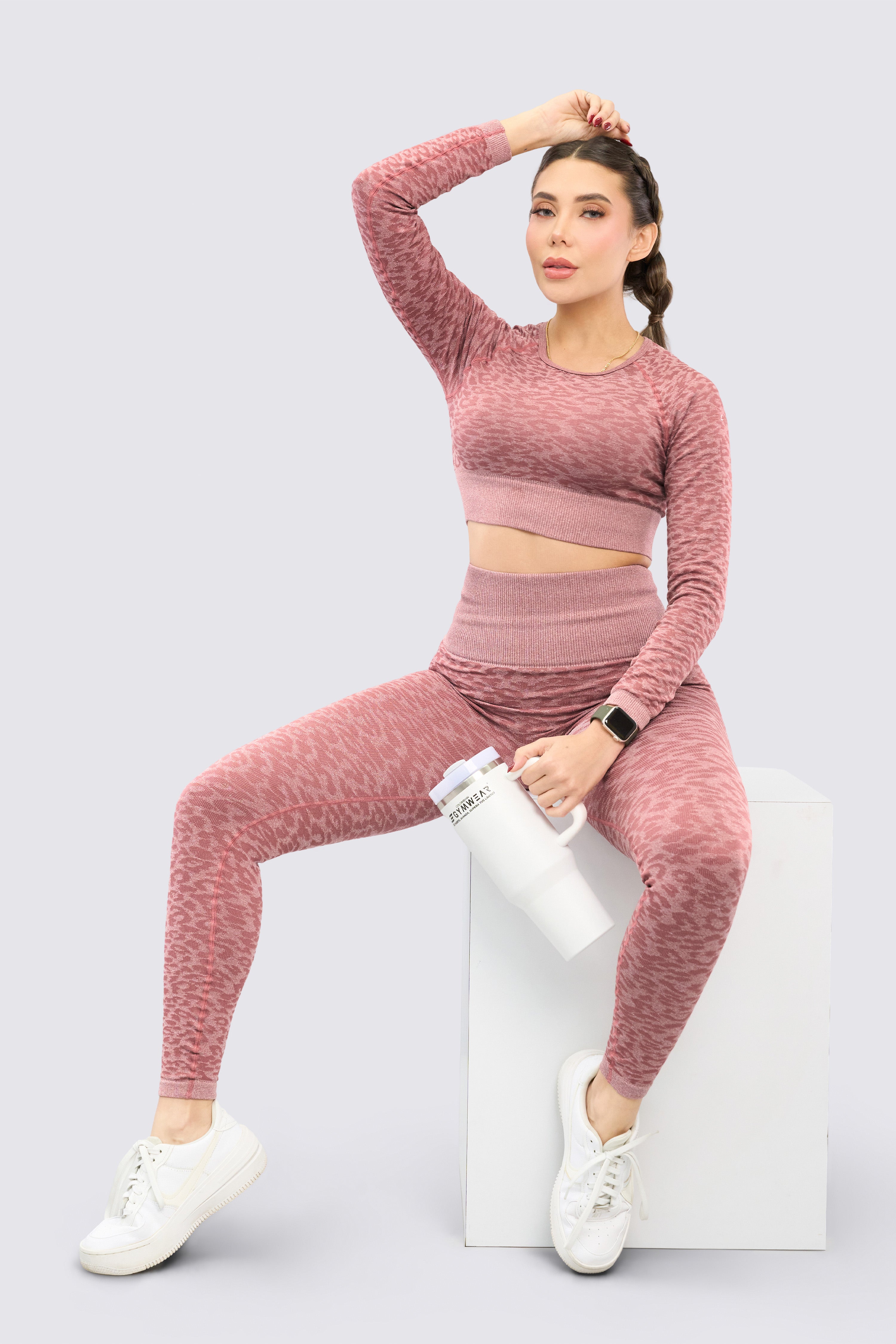 CGW Rosewood Seamless Long Sleeve Crop Top – Sculpt Fit & Comfort