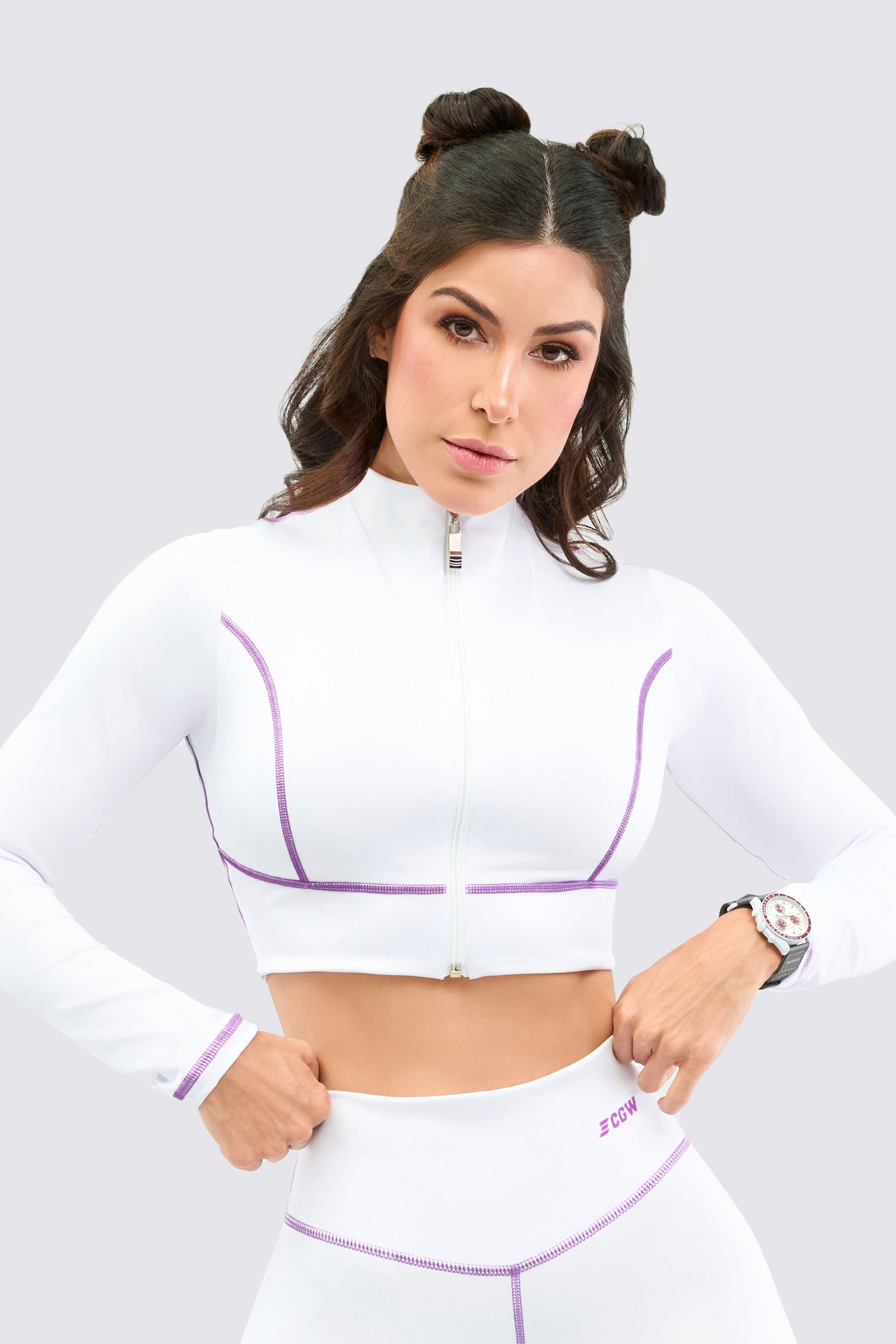 Croptop with white front zipper and lilac stitching.