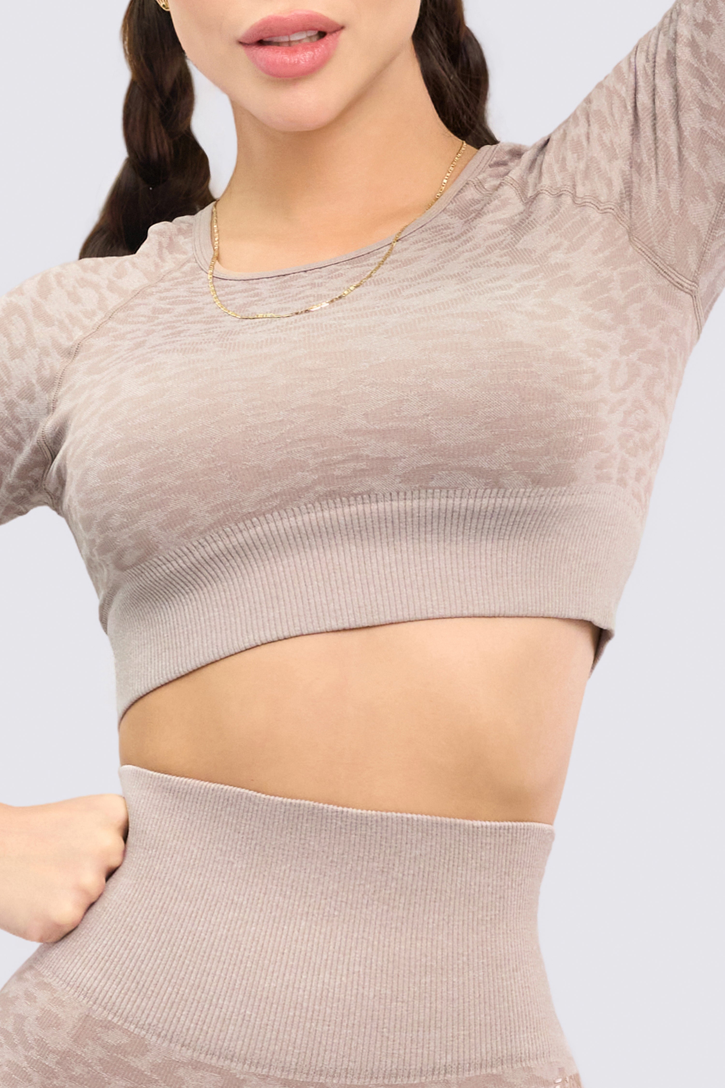 CGW Ivory Seamless Long Sleeve Crop Top – Gymwear for Training & Lifestyle
