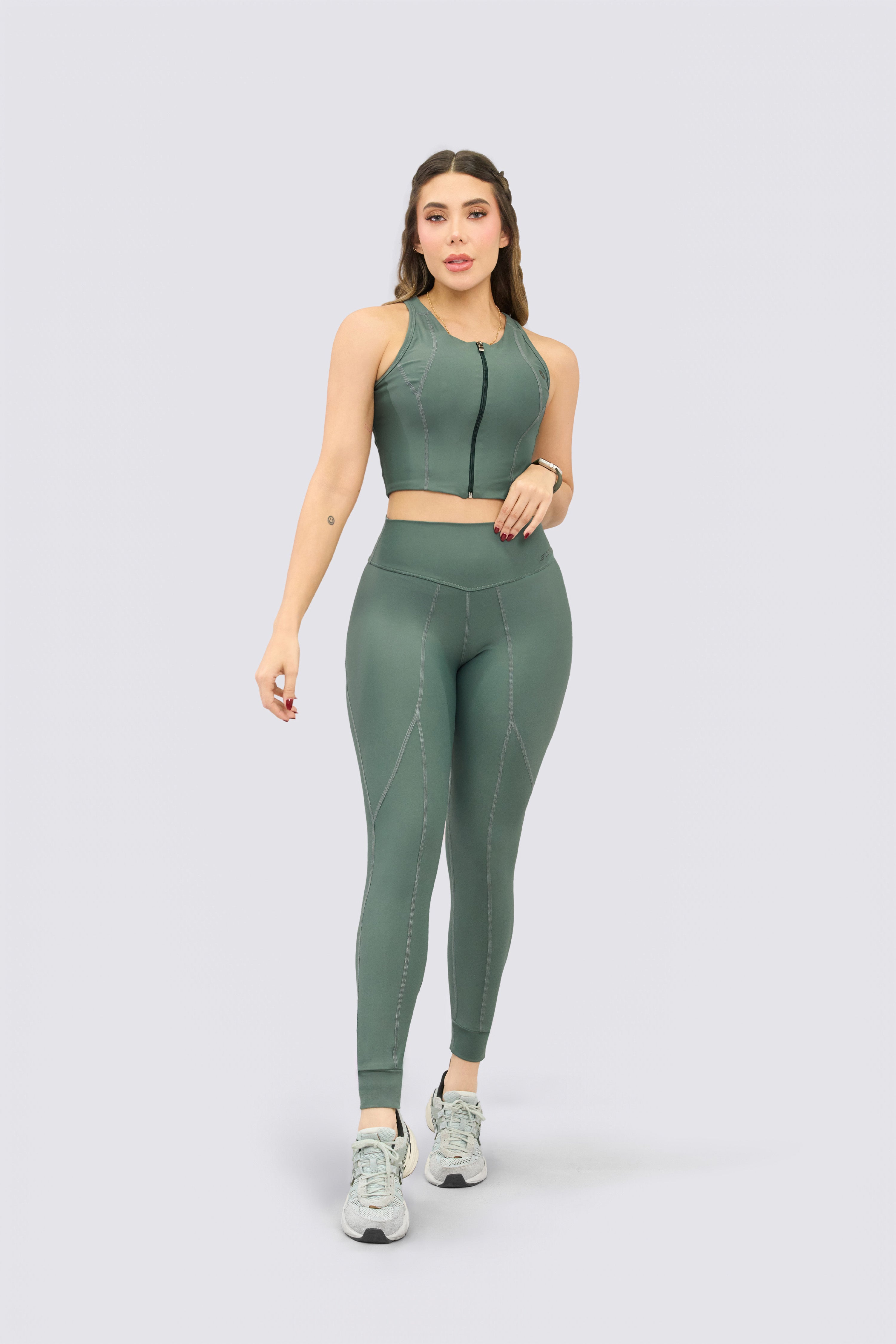 CGW High-Waist Green Sports Leggings – Sculpting & Flexible