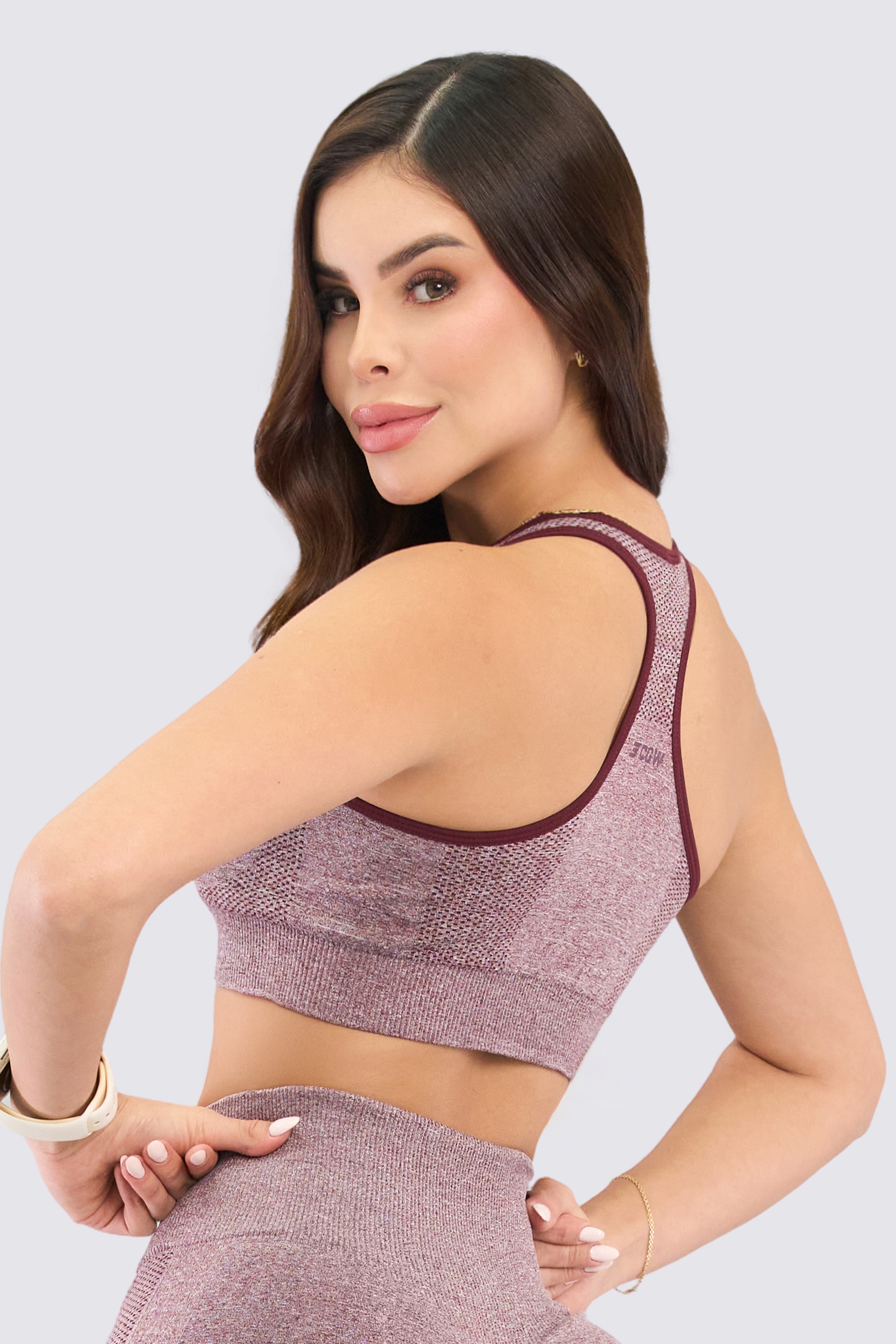 CGW Cherry Seamless Sports Top – Comfort & Performance