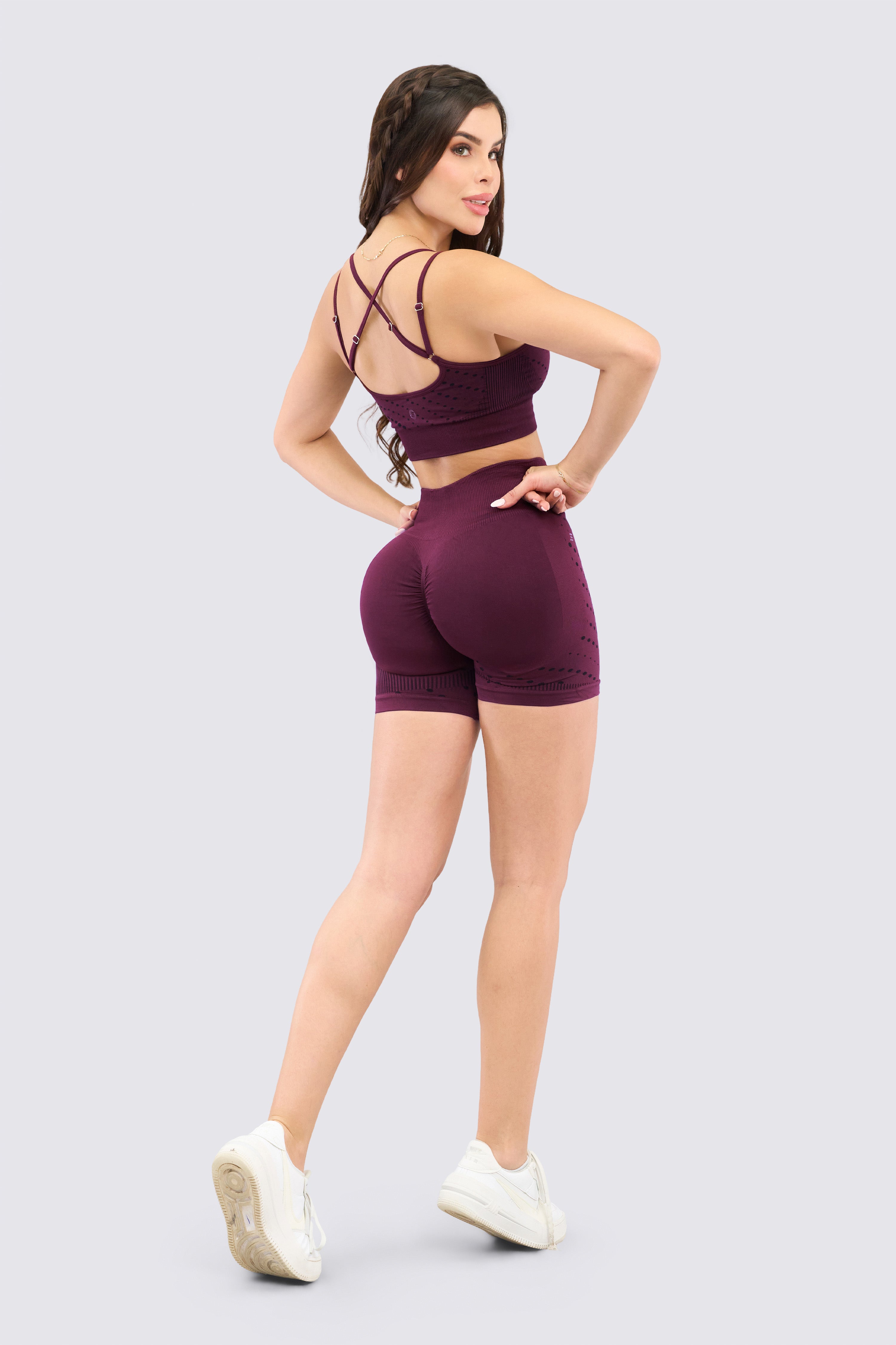 CGW Wine Seamless Push-Up Shorts – Sculpt & Comfort Fit