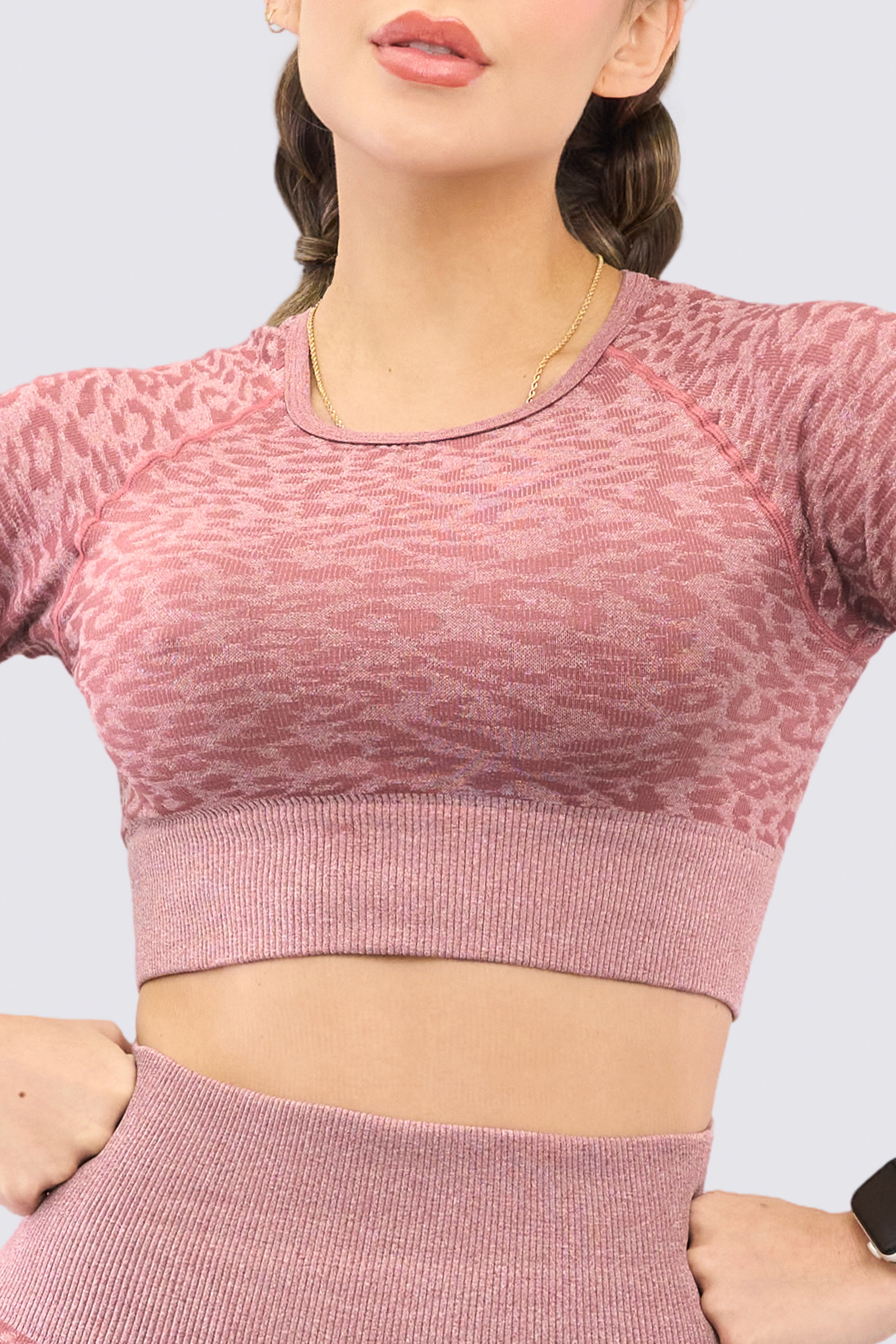 CGW Rosewood Seamless Long Sleeve Crop Top – Sculpt Fit & Comfort