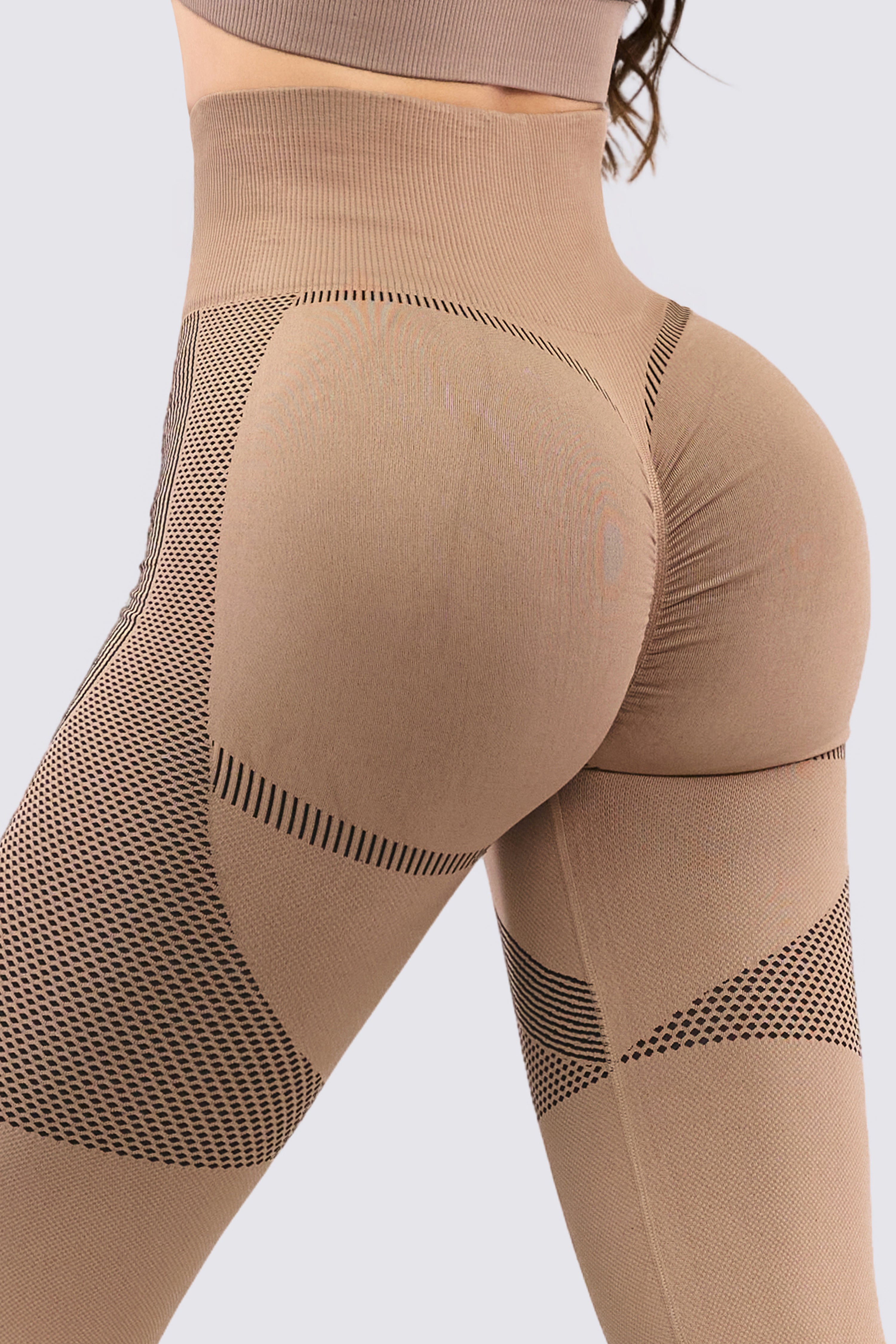 CGW Mocca Seamless Scrunch Leggings
